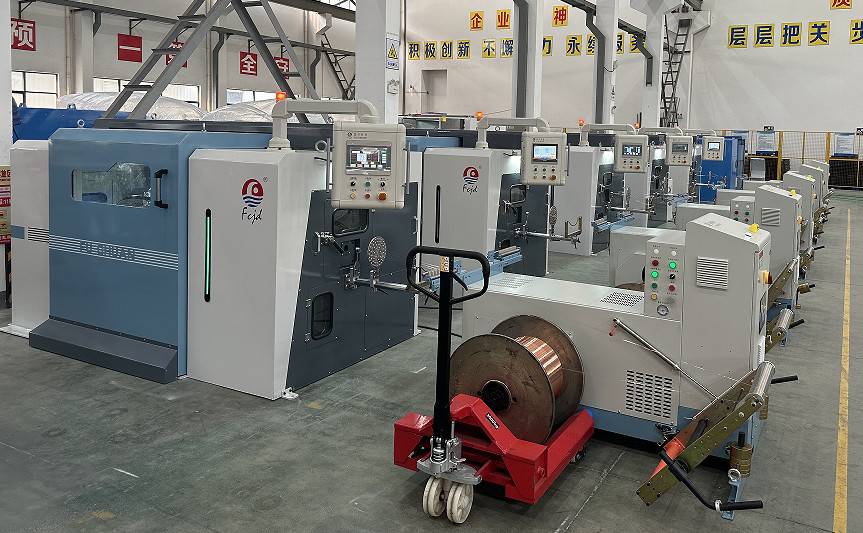 Aluminum Wire Copper Wire Double Twist Buncher Machine 380V Voltage For ...