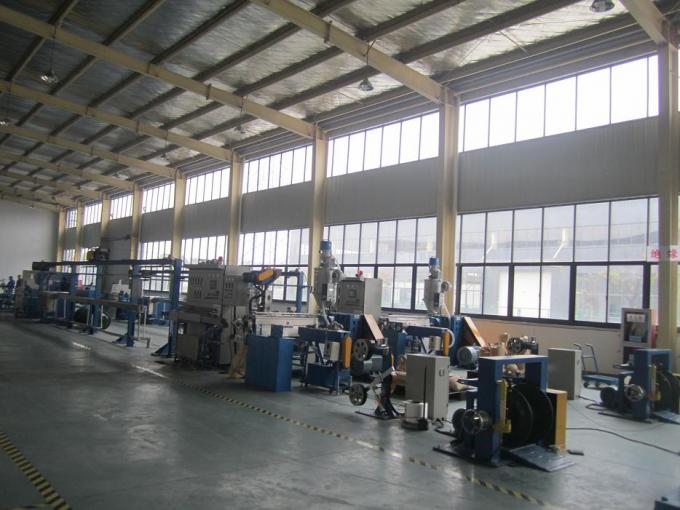 Flexible Wire Extruder Machine , Sheathed Wire Cable Extrusion Machine 0