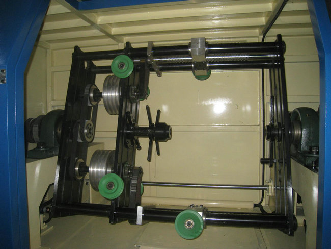 DAHETEC Copper Wire Frame Single Twist Machine with Cable Laying 500Rpm Max Speed 1