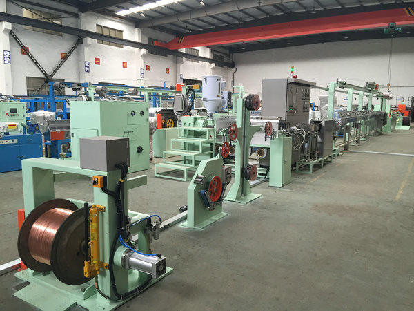 DAHETEC Wire Automatic Coil Winding Machine , Coiling Automatic Coating Machine 1