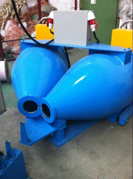 Lut Barrel Up Core Wire Pay Off Machine Low Smoling Non - Halogen Extruder Line 1