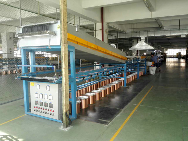 Flexible Alloy Wire Tube Annealing Machine 61Kw Water Seal Protection 1